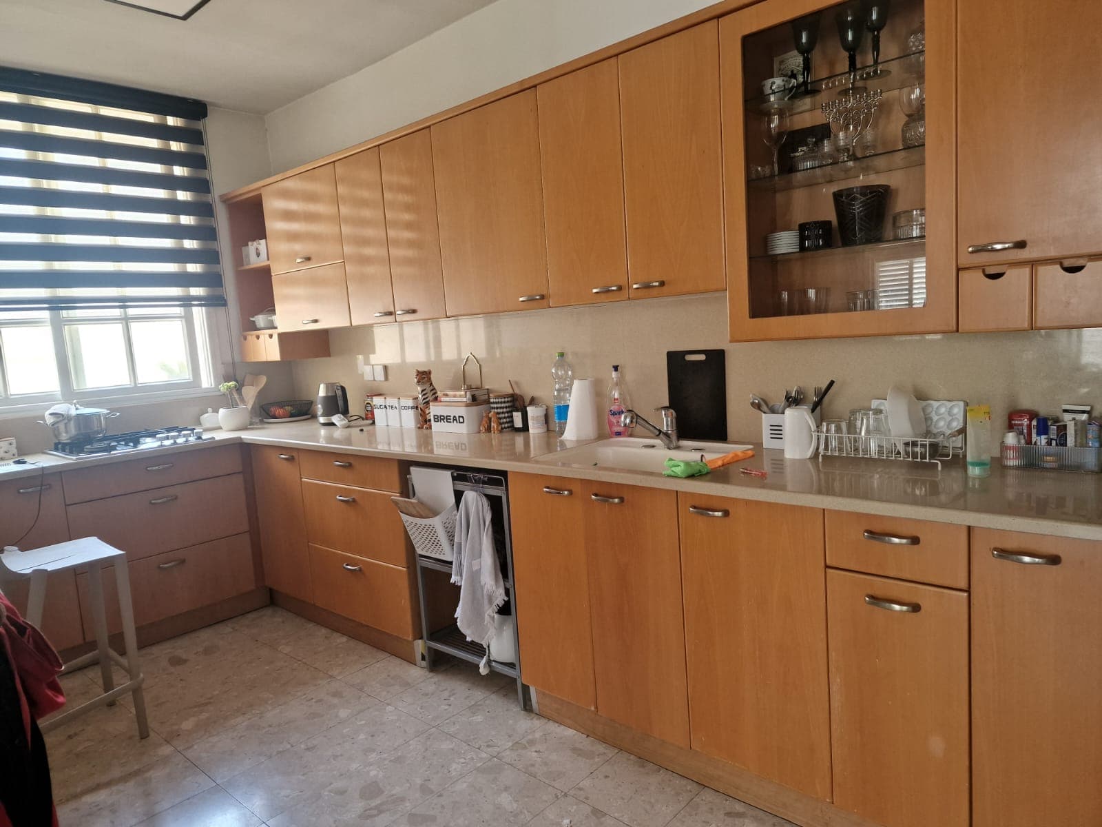 דירה 3 חד׳ למכירה בשיכון עממי, חולון — שנקר 28 חולון - תמונה 2